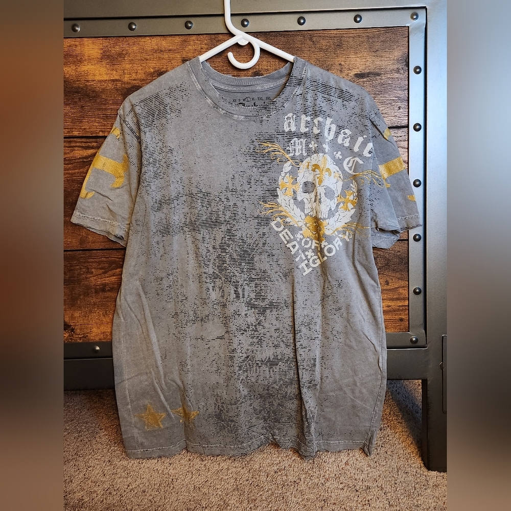 Archaic mens Large short sleve tshirt